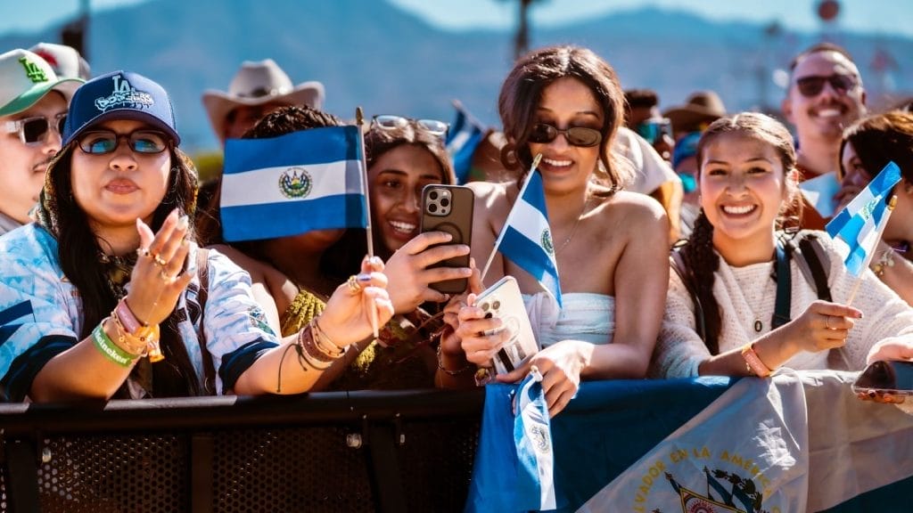Los Hermanos Flores de El Salvador en Coachella 2026