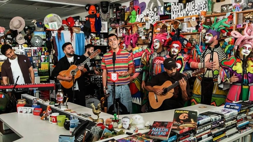 Milo J en el Tiny Desk de NPR